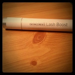 Rodan and fields lash boost
